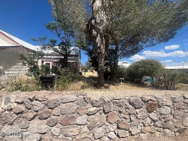 404 MCKINLEY Avenue photo 2