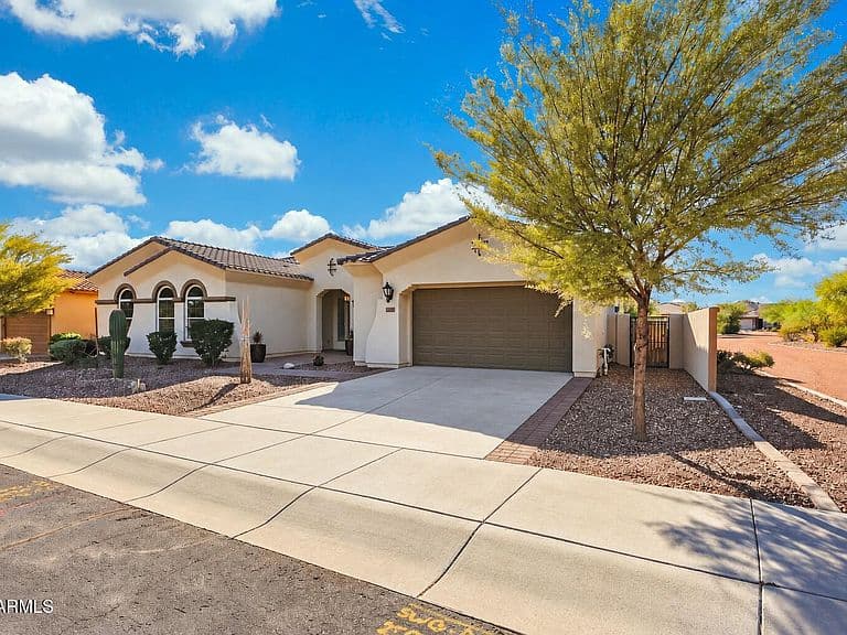12008 S 181ST Drive photo 5