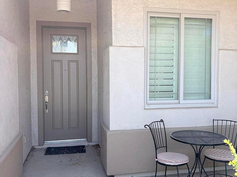 59 E HOPKINS Road photo 3