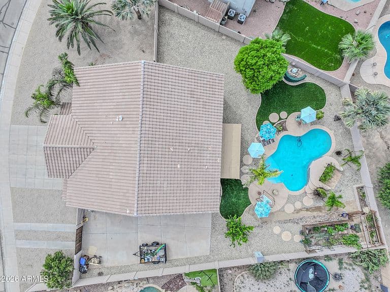 3378 E SILVERBELL Road photo 2