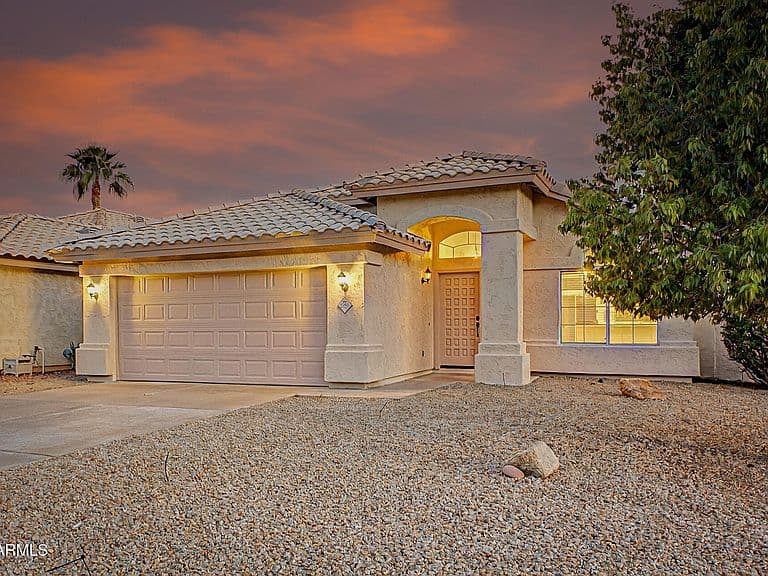 3545 E UTOPIA Road photo 1