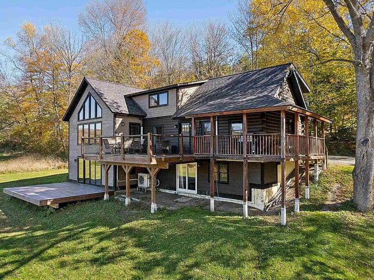 1740 Gee Hill Road photo 1