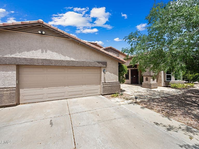 642 E SAGEBRUSH Street photo 3