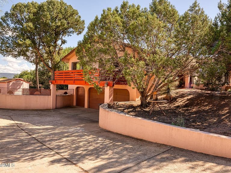 130 Blackjack Drive photo 4