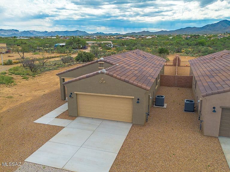 3180 E Andrada Rd photo 3