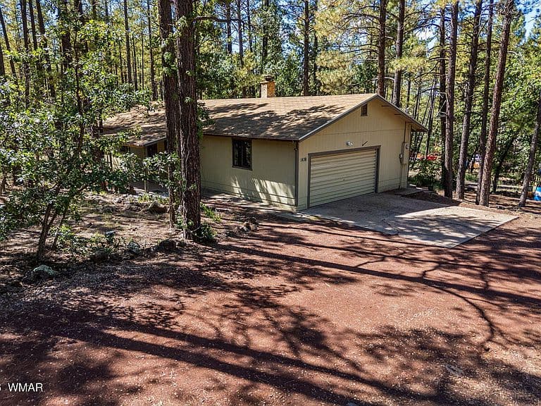 1438 Hill Dr photo 1