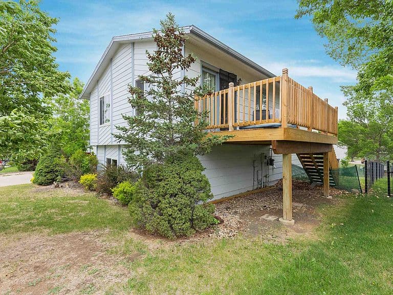 3918 Parkview Dr photo 2