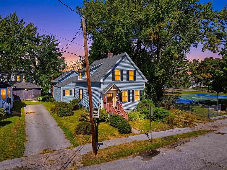34 West Street photo 1