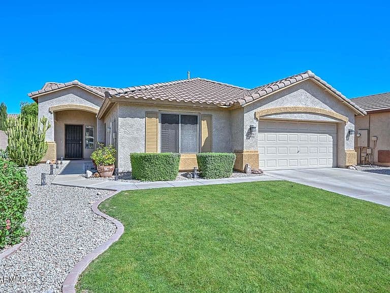 9206 W LONE CACTUS Drive photo 1
