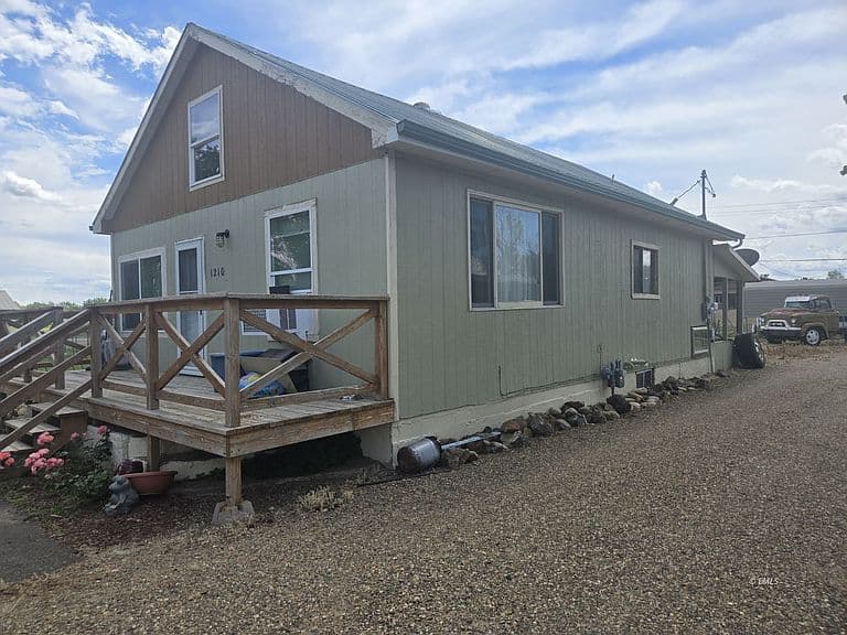 1210 Truscott St photo 4