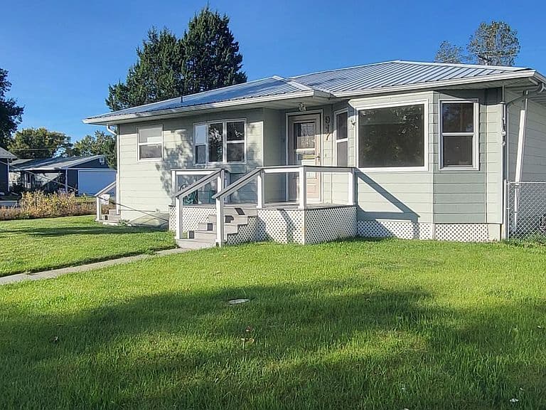 917 S Earling Ave photo 3