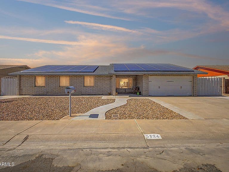5734 W PALO VERDE Avenue photo 2
