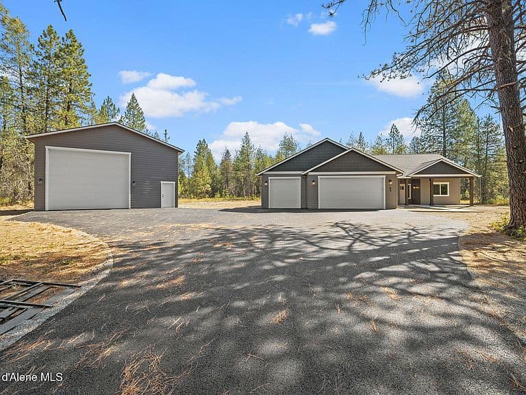 95 Wyatt Ln photo 1