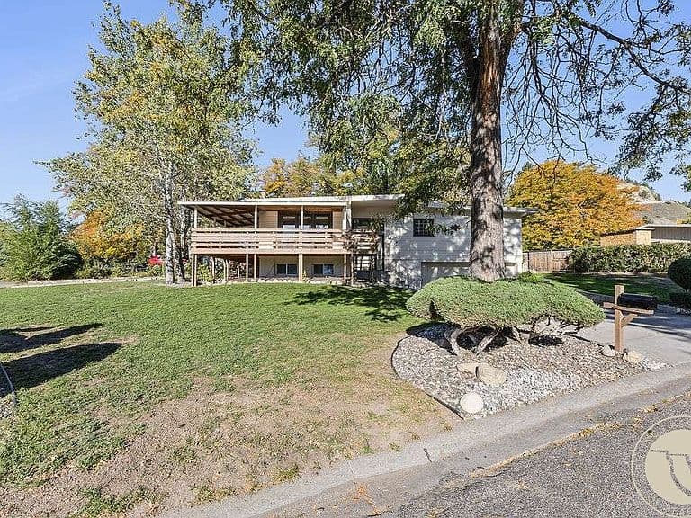 3004 Leeann Blvd photo 2