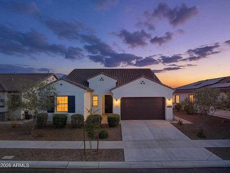 20540 W MARIPOSA Street photo 4