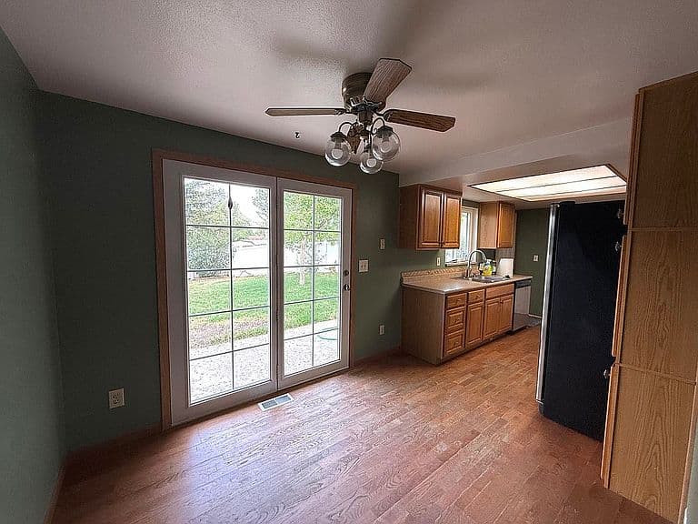 1740 Colorado Dr photo 5