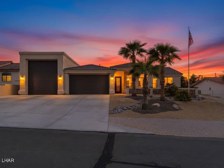 3280 Sheik Dr photo 1