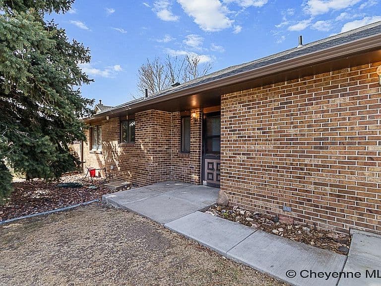 5022 Hoy Rd photo 1