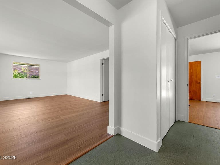 1525 California Ave photo 5