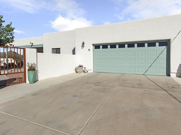 641 Calle Lukas photo 4