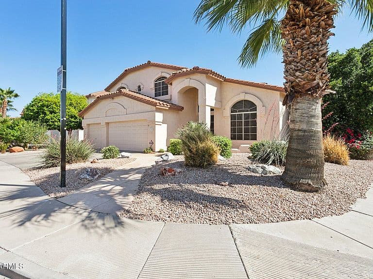 5851 W CHARTER OAK Road photo 2