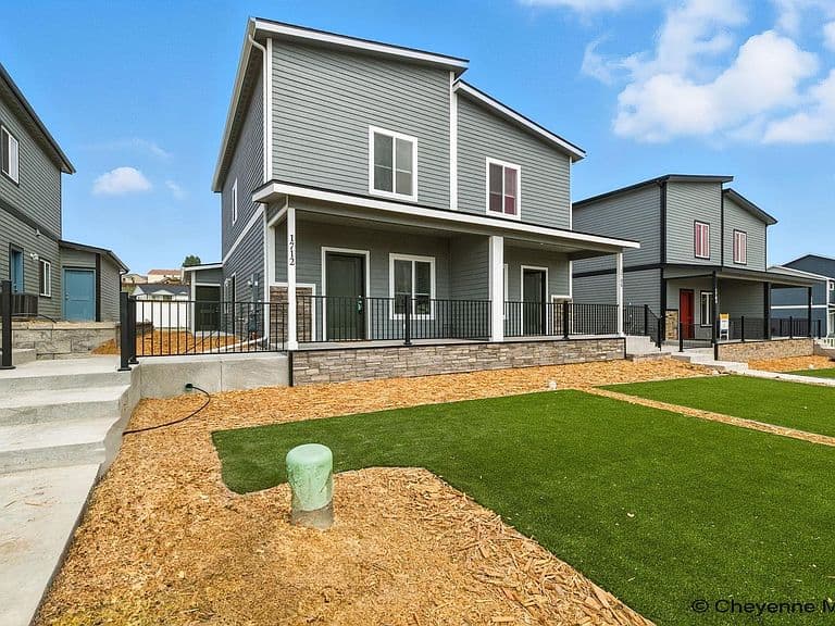 1703 Kade Ct photo 1