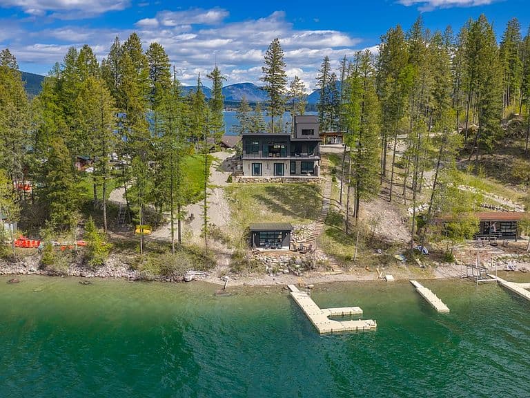691 Lm Beach Ln photo 3
