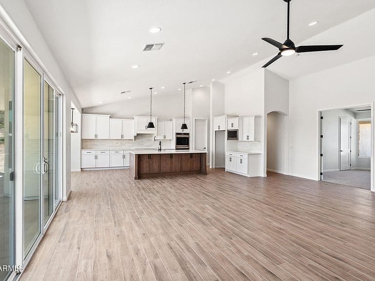 13659 E Baker Drive photo 4