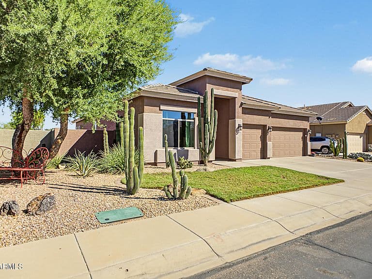 22519 N MULLIGAN Drive photo 1