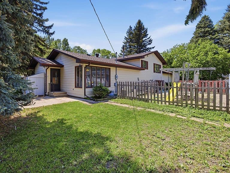 1304 26th Ave S photo 5