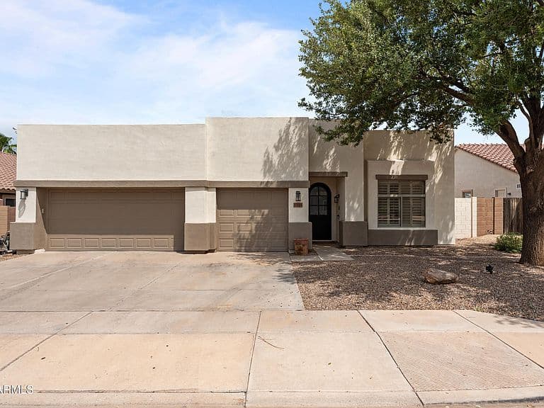 10124 E Pantera Avenue photo 1