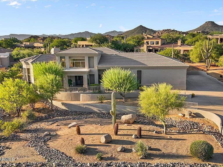 10460 E BALANCING ROCK Road photo 1