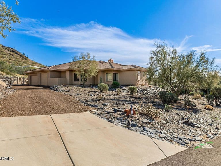 35615 N MAMIE MAUDE Drive photo 4