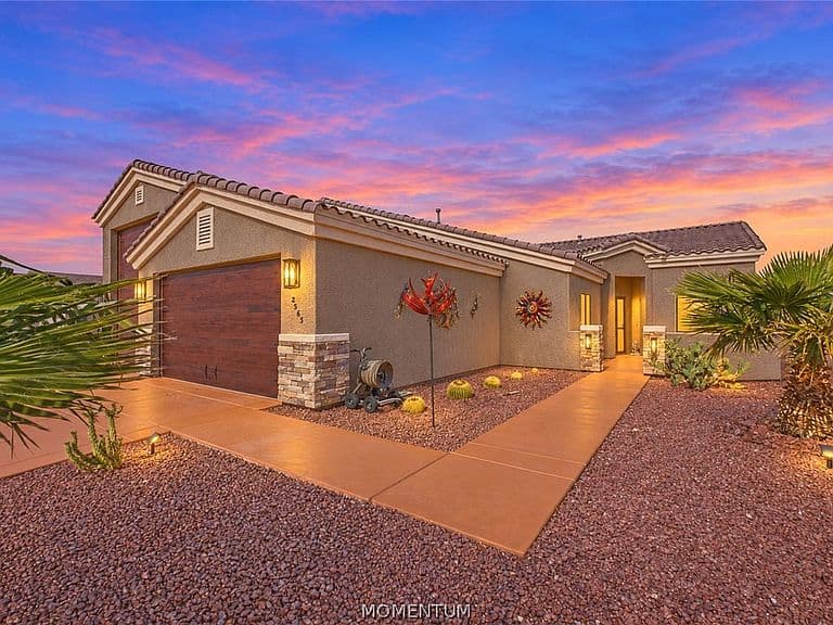 2563 Climbing Rock Lane photo 1