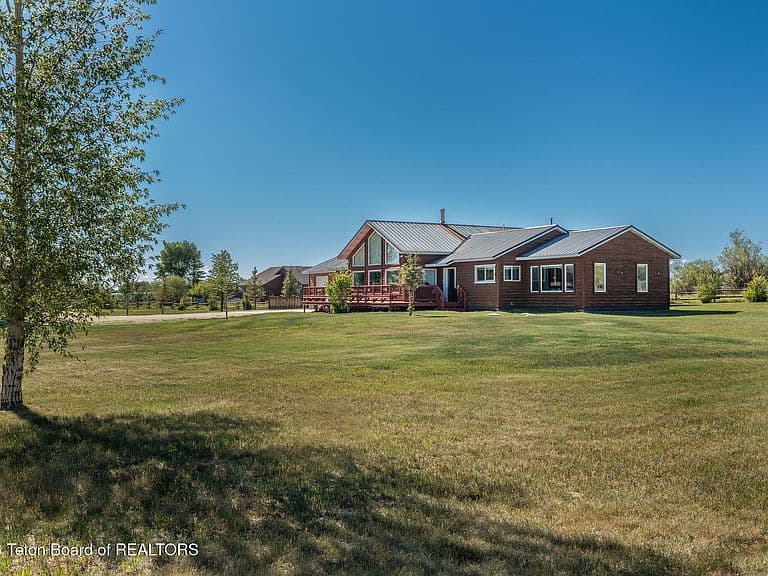 40 N James Ln photo 2