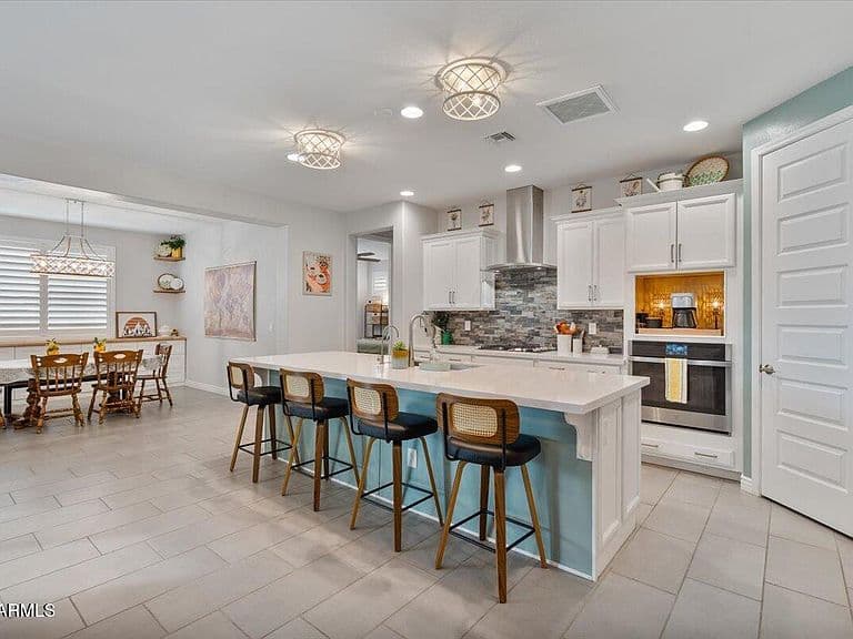 16769 W Cortez St photo 2