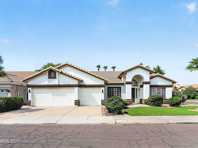 1220 N CAYMAN Drive photo 1