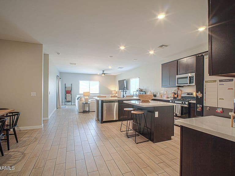 35266 W Santa Barbara Avenue photo 5