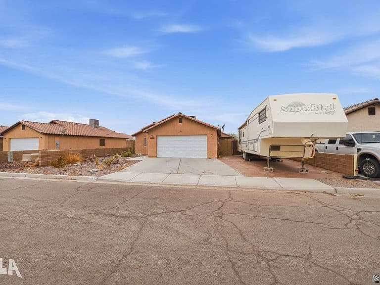 10196 S Monsoon Ave photo 1