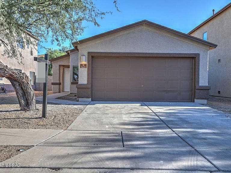 3625 E Drexel Manor Stra photo 1
