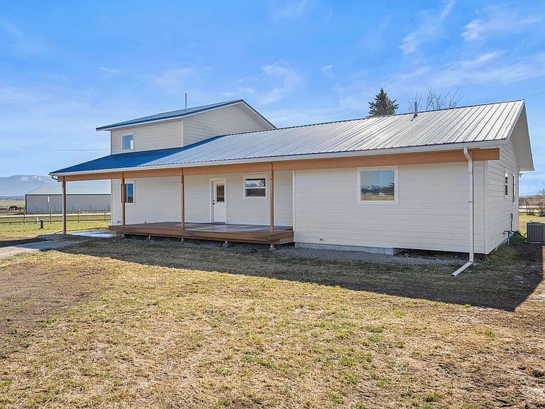 1803 Church Dr photo 3