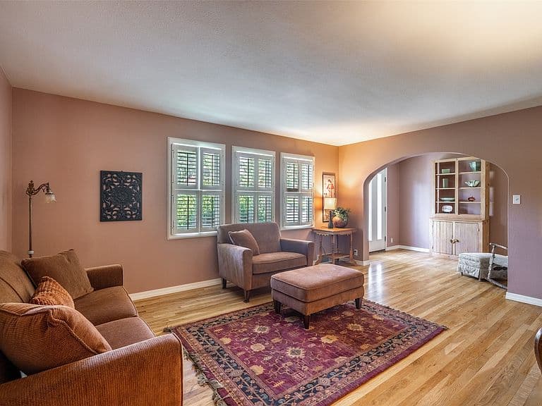 1408 Hauser Blvd photo 5