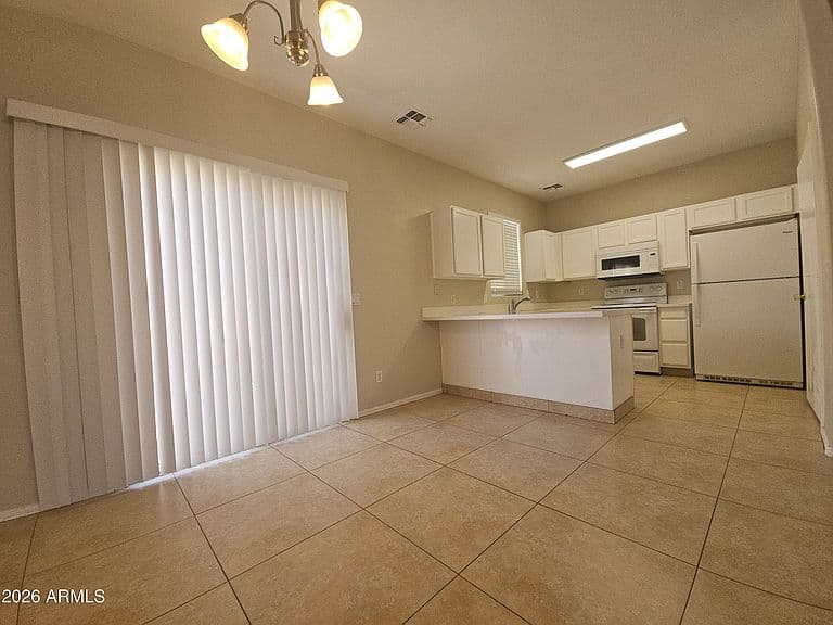 2300 E Magma Road Unit 27 photo 4