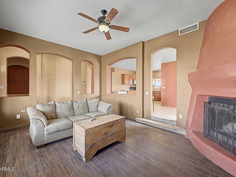 1418 W VIRGIL Drive photo 5