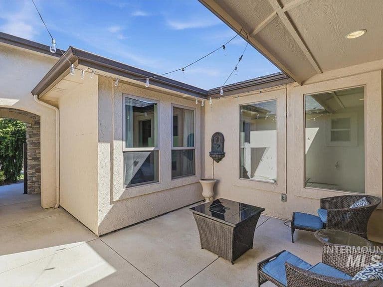 9471 W Thor Dr photo 3