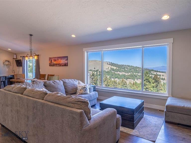 10 Ridgeview Dr photo 5