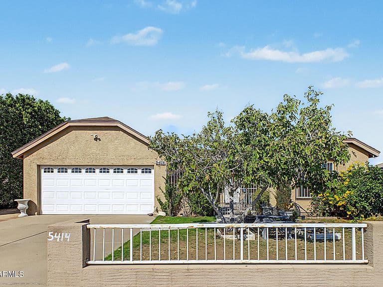 5414 W EUGIE Avenue photo 2