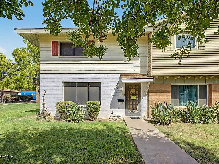 1540 W CAMPBELL Avenue photo 3
