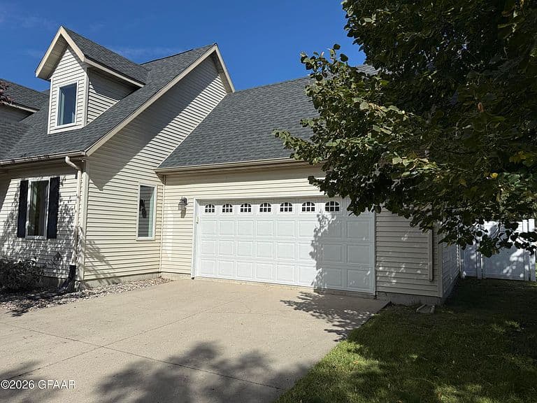 5074 W Elm Ct photo 2