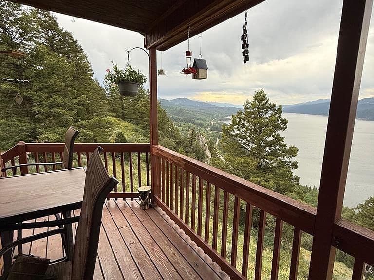 447 Goosewing Dr photo 3